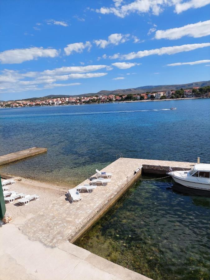Riva 2 Apartment Krapanj Exterior photo